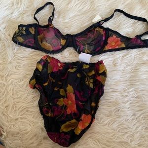 Marilyn Monroe Collection Bra and Underwear set